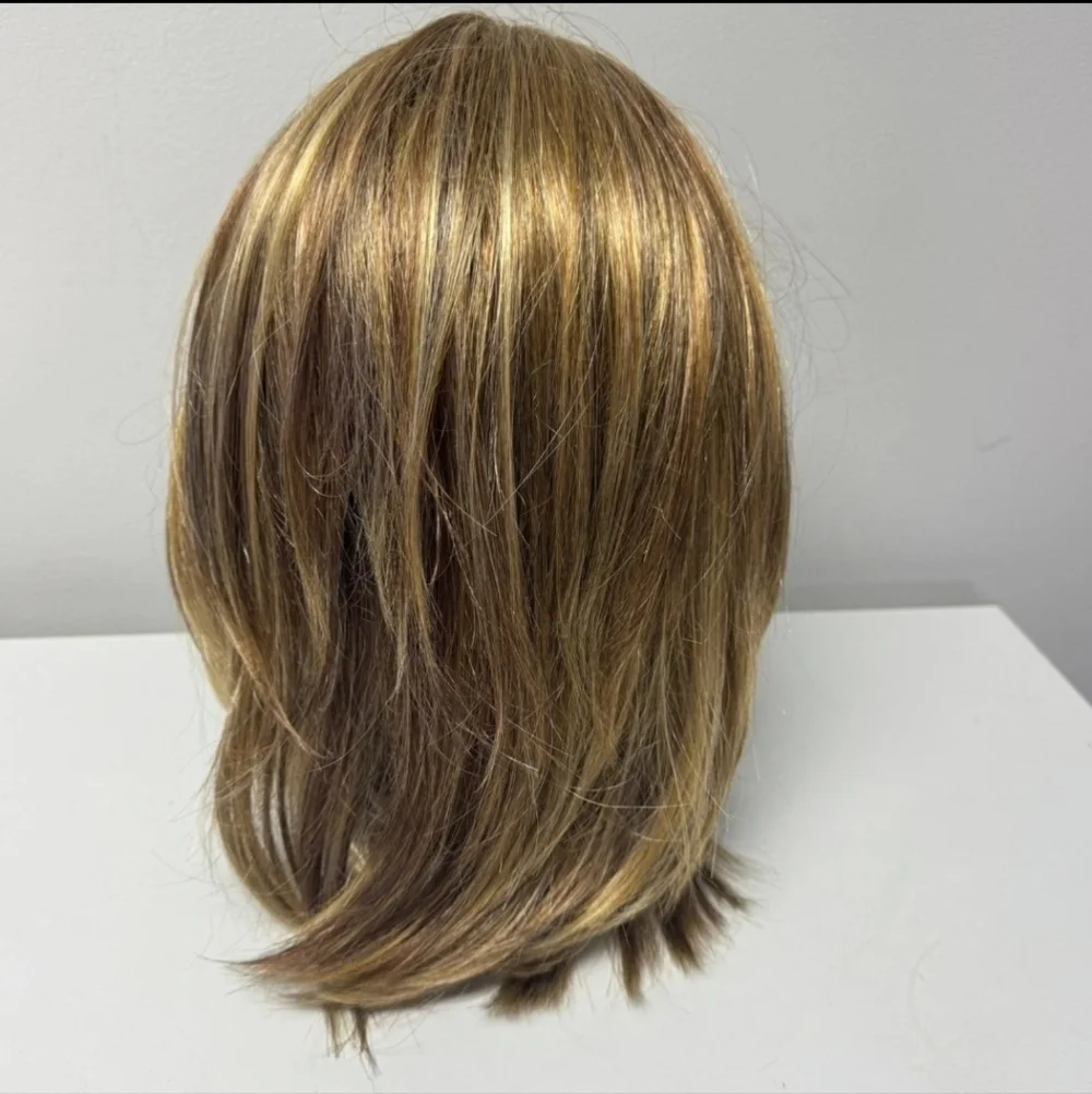 Forever Young Wig Auburn Brown Blonde w/bangs textured layers shoulder length